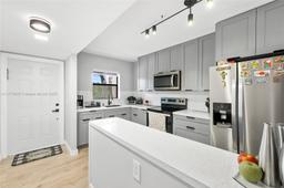 Picture of 10444 NW 30Th Ct # 202, Sunrise, FL 33322