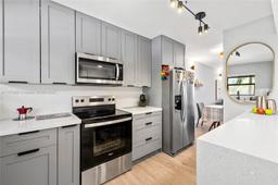 Picture of 10444 NW 30Th Ct # 202, Sunrise, FL 33322
