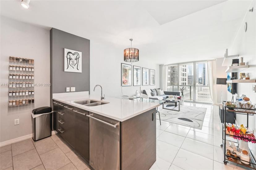 Picture of 55 SE 6Th St # 1608, Miami FL 33131