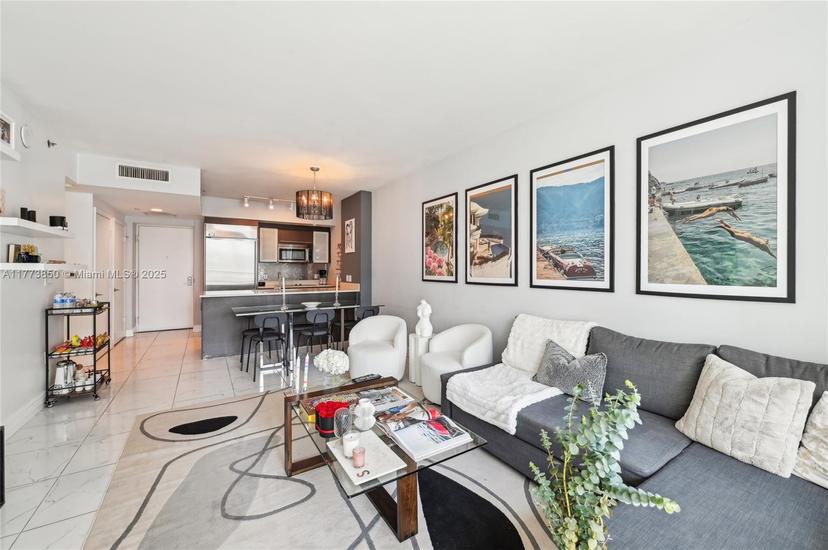 Picture of 55 SE 6Th St # 1608, Miami FL 33131