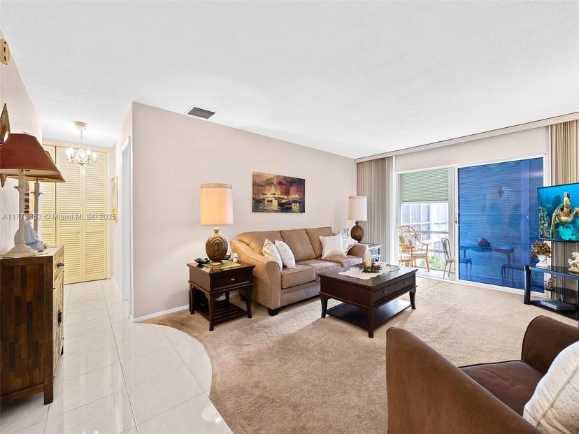 Picture of 700 Layne Blvd # 221, Hallandale Beach FL 33009