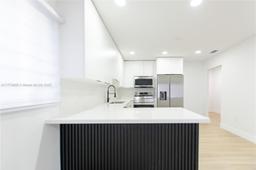 Picture of 2475 NW 95Th Ter, Miami, FL 33147