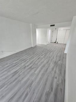 Picture of 9440 Fontainebleau Blvd # 203, Miami, FL 33172