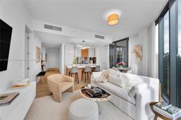 Picture of 2831 S Bayshore Dr # 705, Miami, FL 33133
