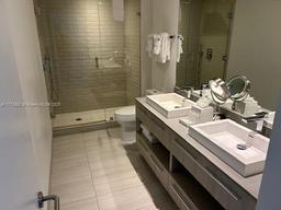 Picture of 4010 S Ocean Dr # R2404, Hollywood, FL 33019