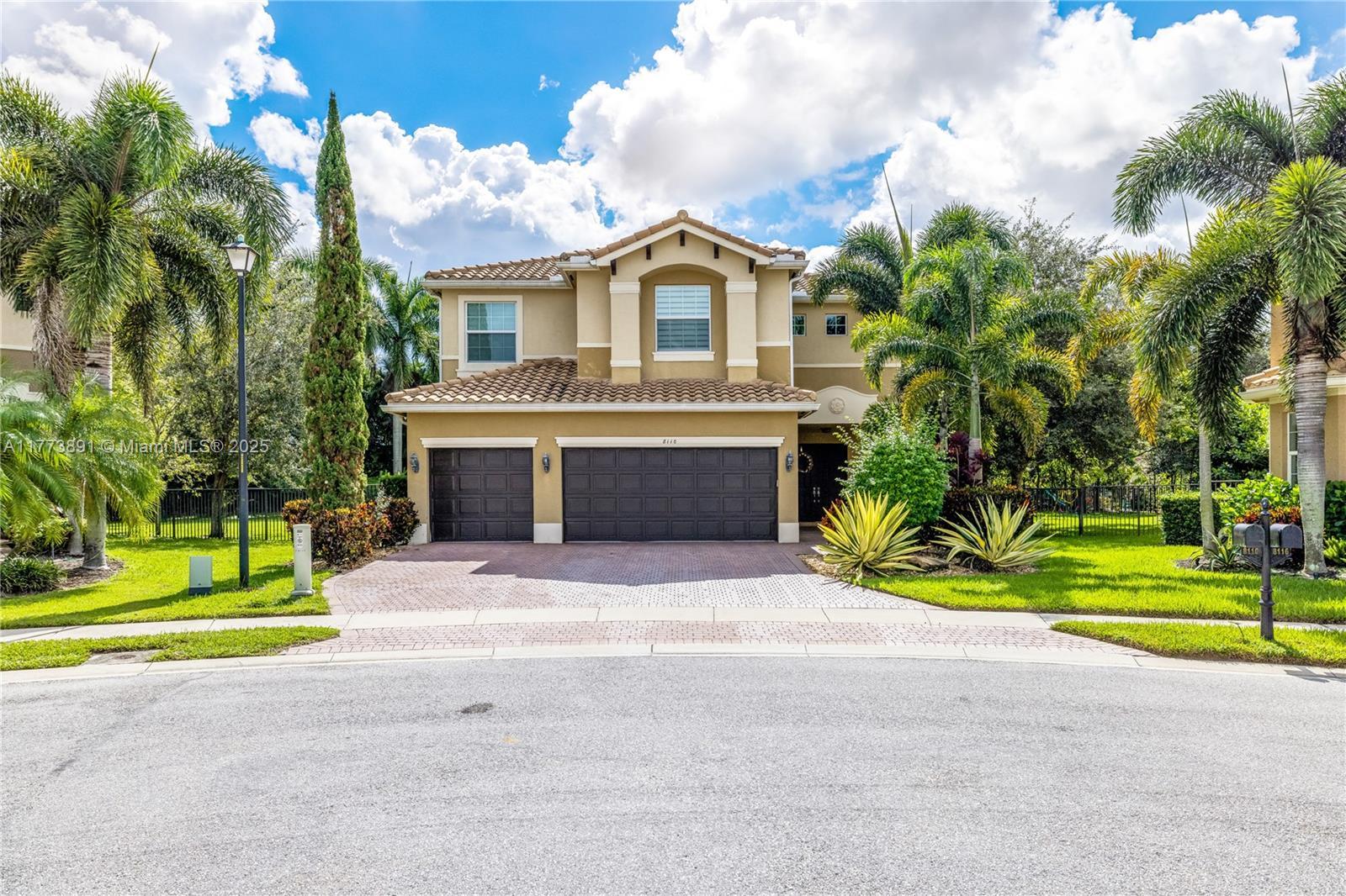 Picture of 8110 Santalo Cove Ct, Boynton Beach, FL 33473