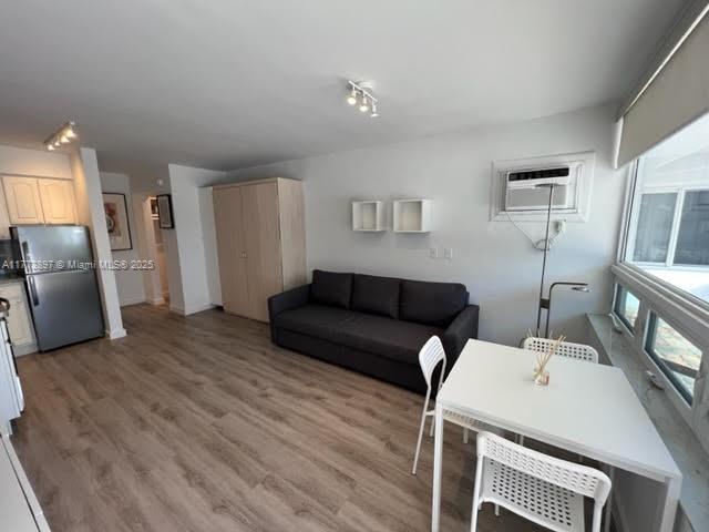 Picture of 4228 N Ocean Dr # 17, Lauderdale By The Sea FL 33308