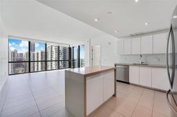 Picture of 1600 NE 1St Ave # 2810, Miami, FL 33132