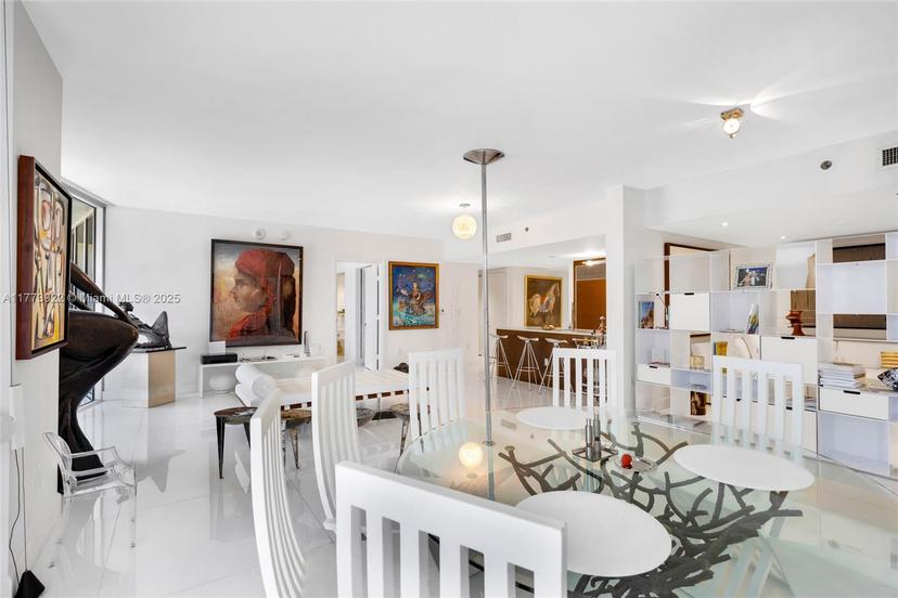 Picture of 475 Brickell Ave # 714, Miami FL 33131