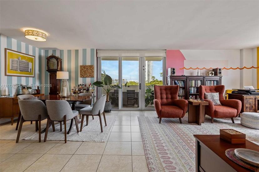 Picture of 5 Island Ave # 4H, Miami Beach FL 33139
