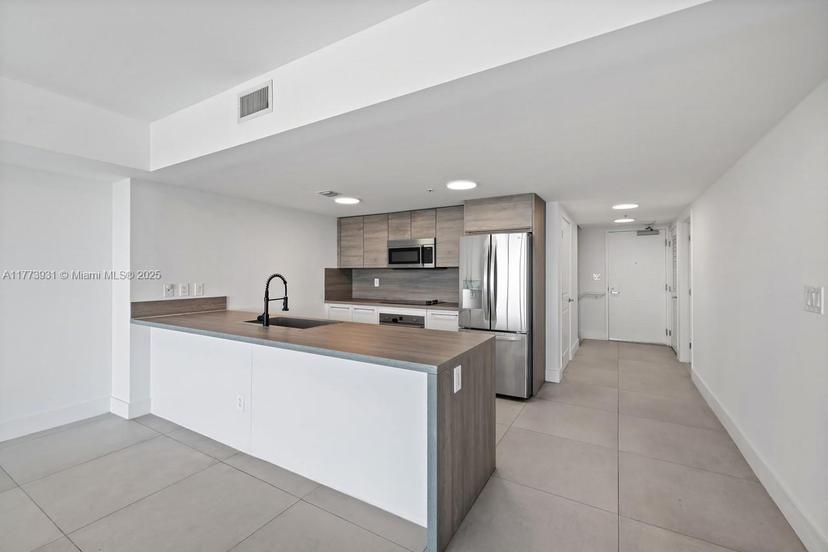 Picture of 400 Sunny Isles Blvd # 1602, Sunny Isles Beach FL 33160