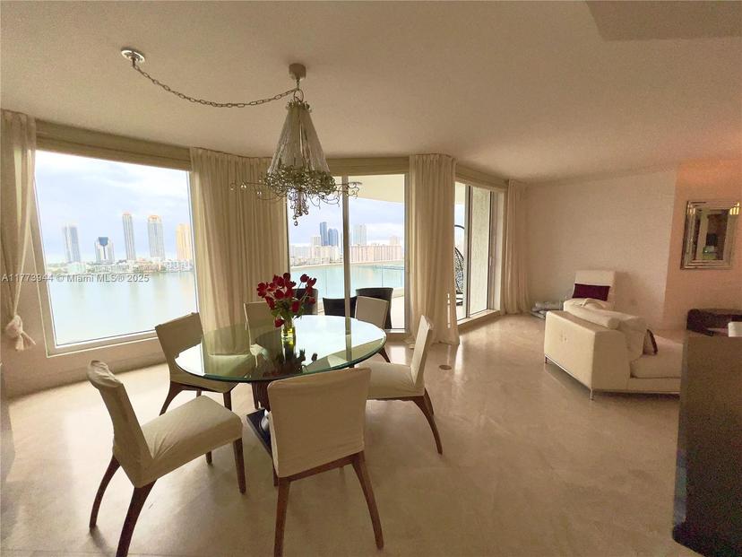 Picture of 6000 Island Blvd # 2104, Aventura FL 33160