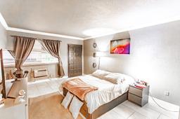 Picture of 6930 Byron Ave # 104, Miami Beach, FL 33141