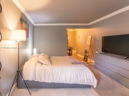 Picture of 6930 Byron Ave # 104, Miami Beach, FL 33141