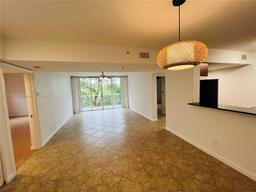 Picture of 529 E Sheridan St # 302, Dania Beach, FL 33004