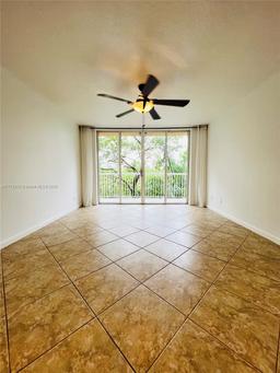 Picture of 529 E Sheridan St # 302, Dania Beach, FL 33004