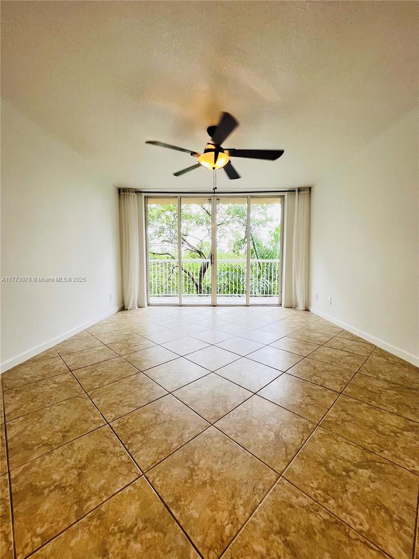 Picture of 529 E Sheridan St # 302, Dania Beach FL 33004
