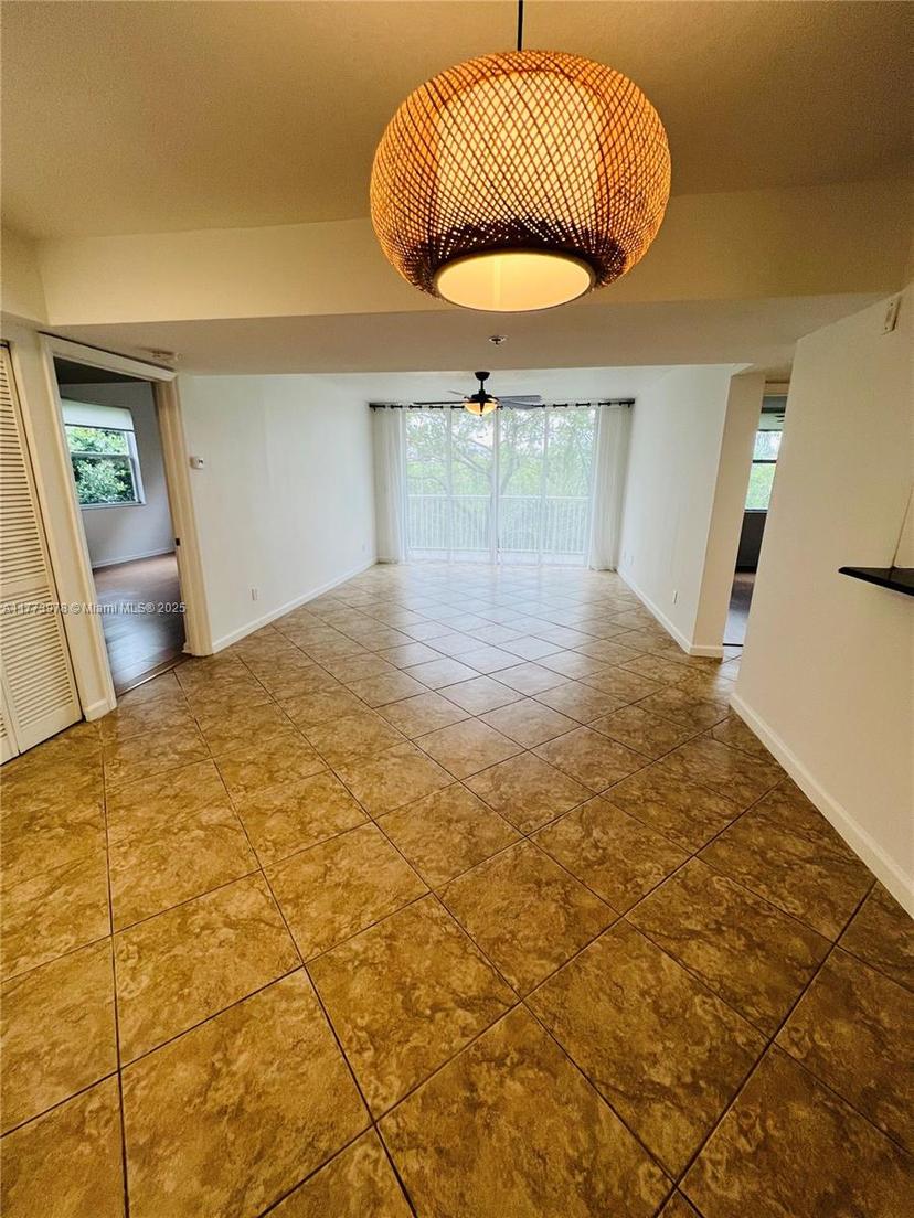 Picture of 529 E Sheridan St # 302, Dania Beach FL 33004
