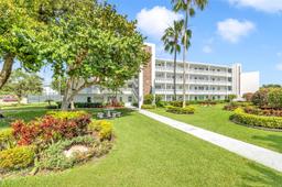 Picture of 3031 Swansea B # 3031, Deerfield Beach, FL 33442