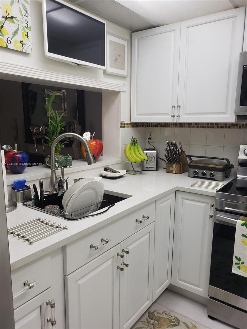 Picture of 11800 SW 18Th St # 4, Miami FL 33175