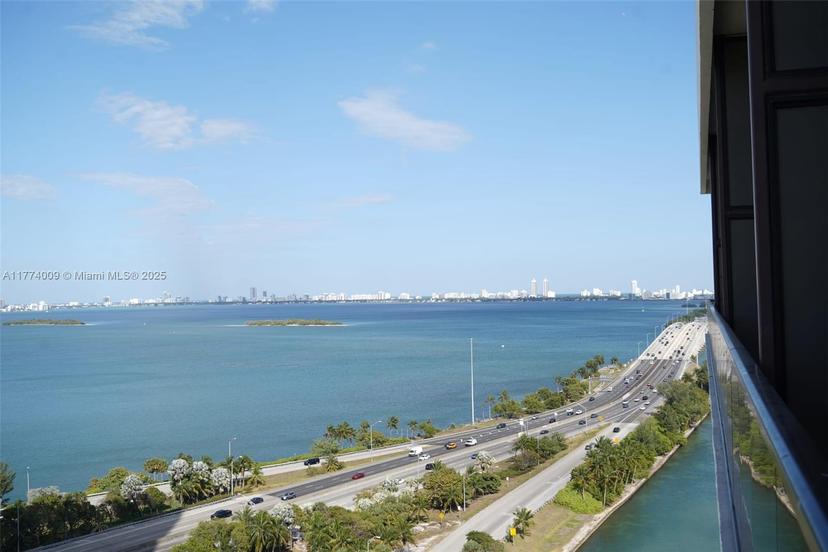 Picture of 600 NE 36Th St, Miami FL 33137