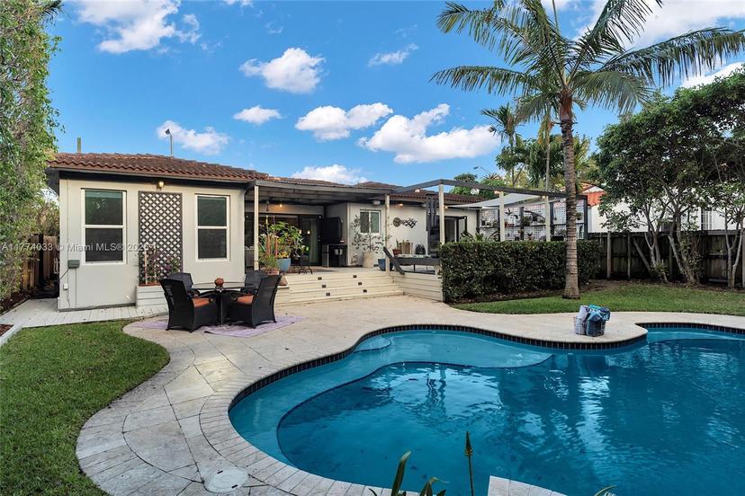 Picture of 5314 Alton Rd, Miami Beach FL 33140