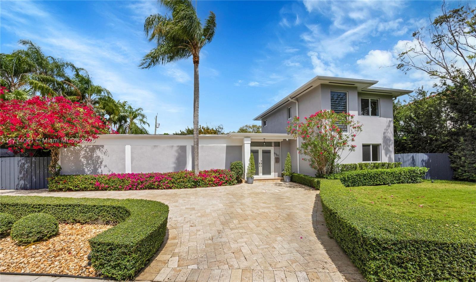 Picture of 5757 SW 49Th St, South Miami, FL 33155
