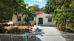 Picture of 596 NW 109Th St, Miami, FL 33168