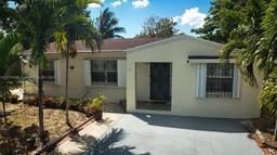 Picture of 596 NW 109Th St, Miami, FL 33168