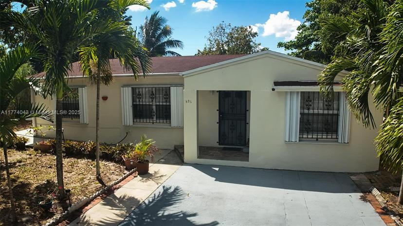 Picture of 596 NW 109Th St, Miami FL 33168