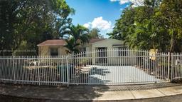 Picture of 596 NW 109Th St, Miami, FL 33168