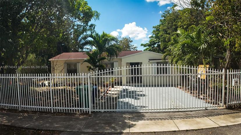 Picture of 596 NW 109Th St, Miami FL 33168
