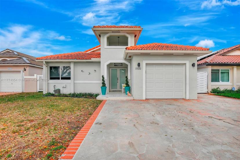 Picture of 15122 NW 91St Ct, Miami Lakes FL 33018