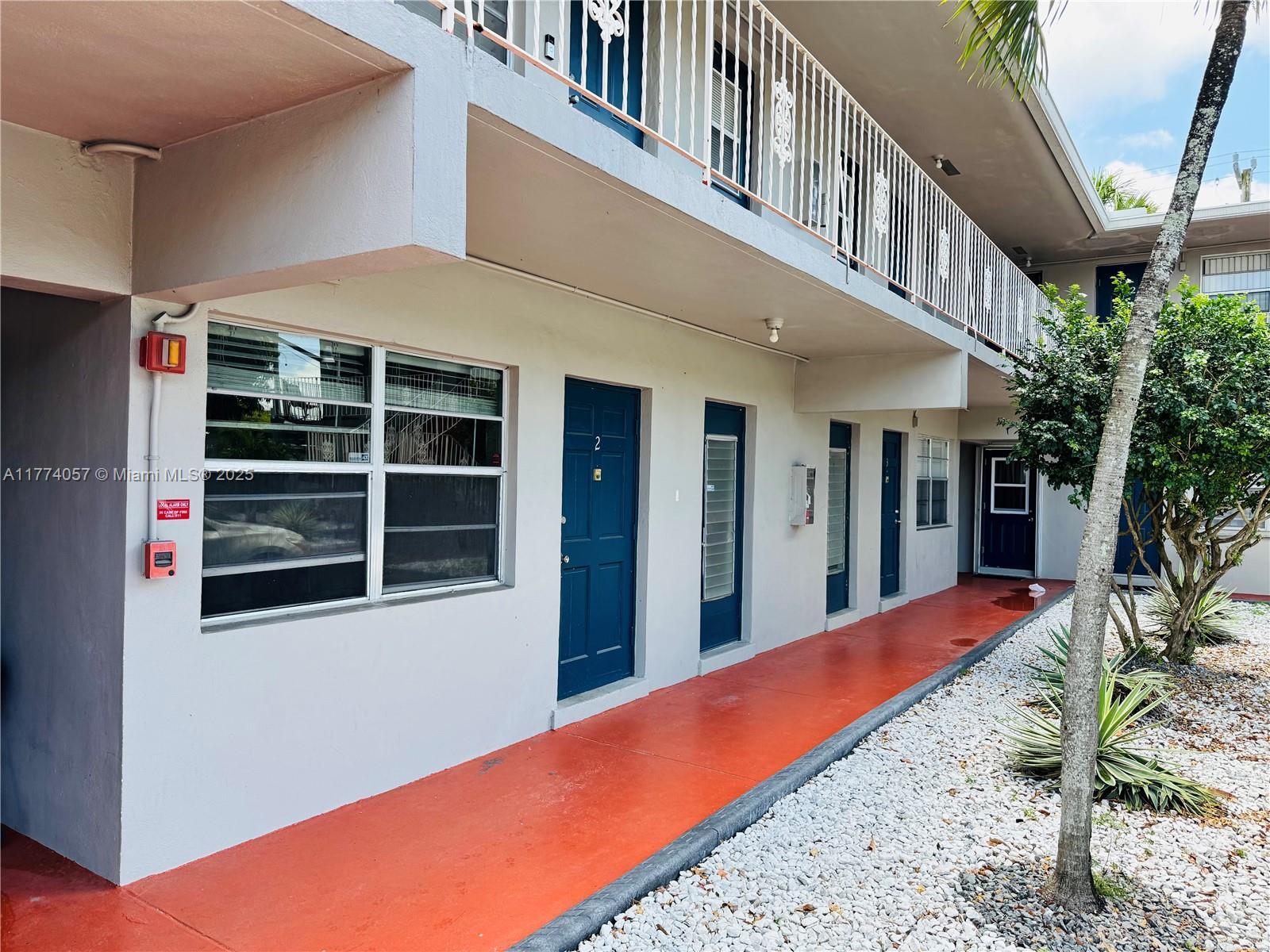 Picture of 1830 Cleveland St # 2, Hollywood, FL 33020