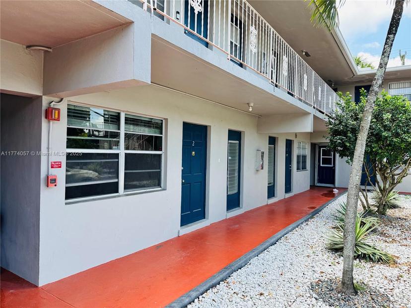 Picture of 1830 Cleveland St # 2, Hollywood FL 33020