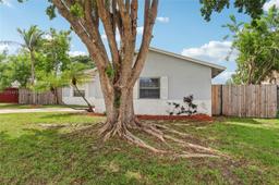 Picture of 1105 Sonata Way, Royal Palm Beach, FL 33411