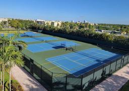 Picture of 2500 Parkview Dr # 1111, Hallandale Beach, FL 33009