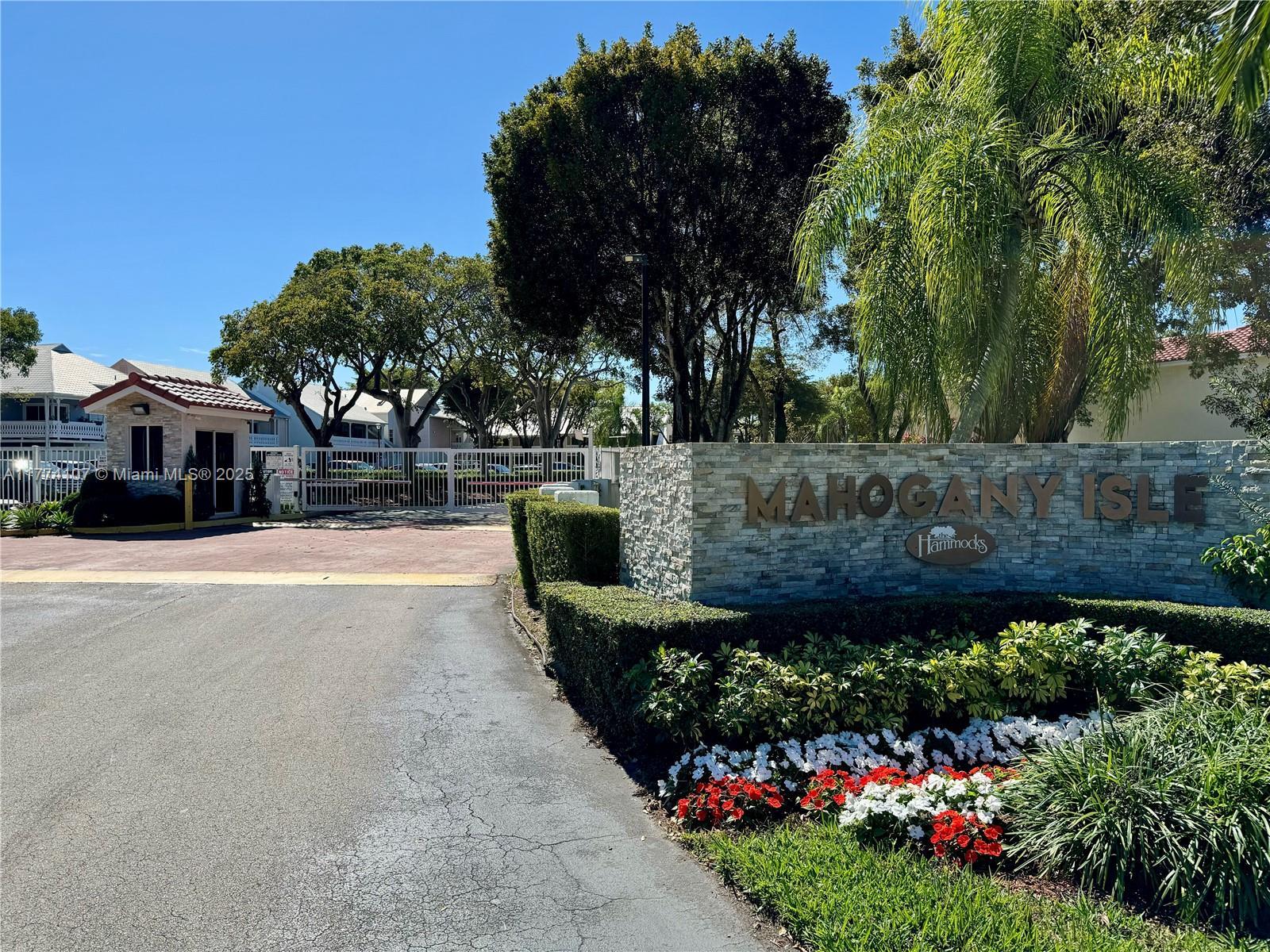Picture of 10441 Mahogany Key Cir # 106, Miami, FL 33196
