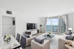 Picture of 1155 Brickell Bay Dr # 3105, Miami, FL 33131