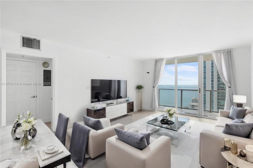 Picture of 1155 Brickell Bay Dr # 3105, Miami FL 33131