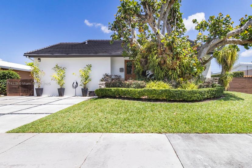Picture of 1731 SW 98Th Ave, Miami FL 33165