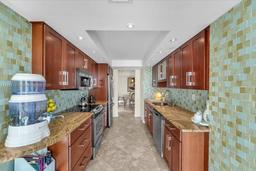 Picture of 2000 Towerside Ter # 901, Miami, FL 33138