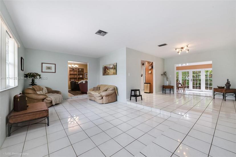 Picture of 9500 SW 79Th St, Miami FL 33173