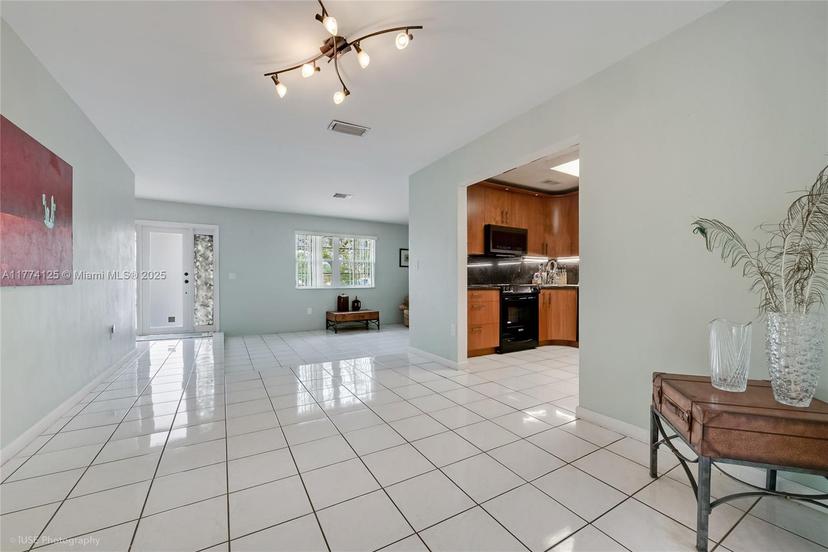 Picture of 9500 SW 79Th St, Miami FL 33173