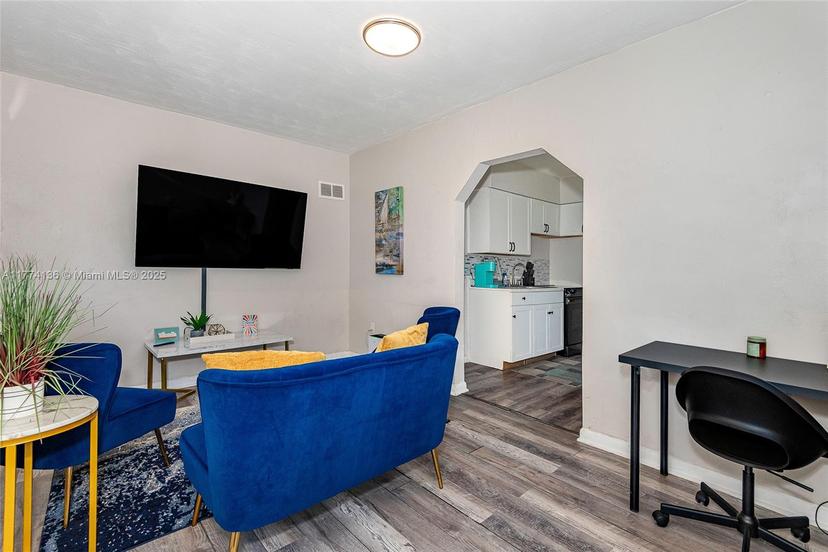 Picture of 250 NW 14Th Way, Dania Beach FL 33004