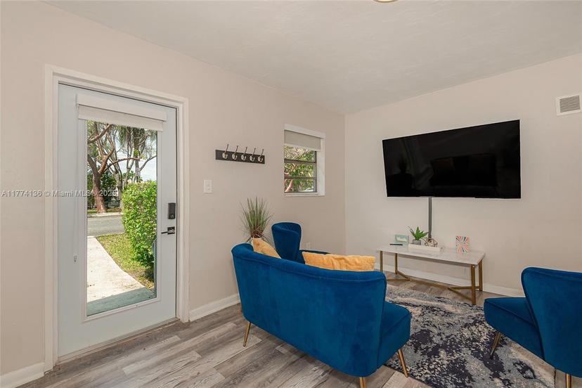 Picture of 250 NW 14Th Way, Dania Beach FL 33004