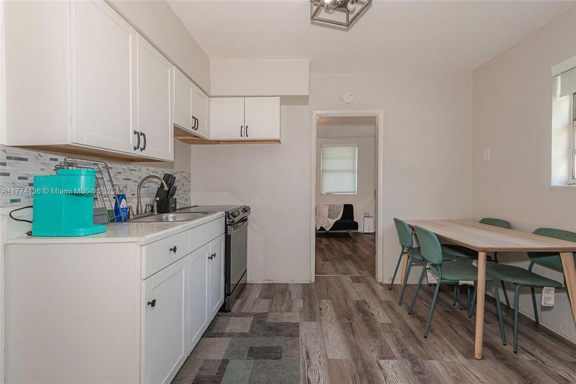 Picture of 250 NW 14Th Way, Dania Beach FL 33004