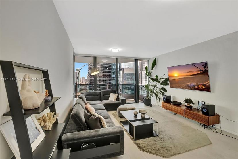 Picture of 1000 Brickell Plz # 2812, Miami FL 33131