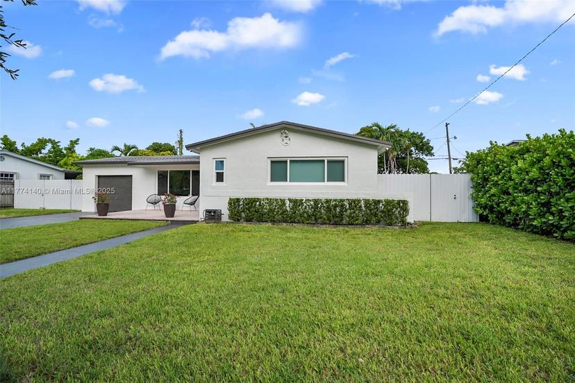Picture of 9321 Nassau Dr, Cutler Bay FL 33189