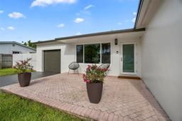Picture of 9321 Nassau Dr, Cutler Bay, FL 33189